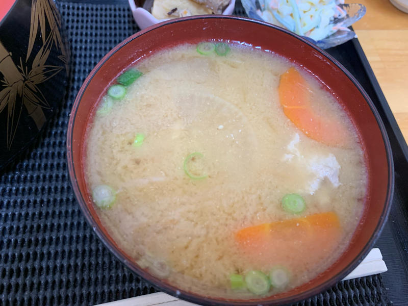 大東京綜合卸売センターで名物ねぎとろ丼_a0359239_13354023.jpg