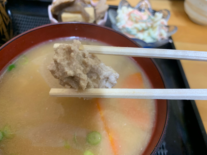 大東京綜合卸売センターで名物ねぎとろ丼_a0359239_13400825.jpg