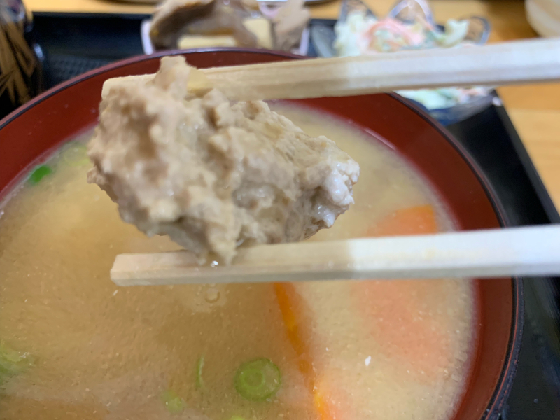 大東京綜合卸売センターで名物ねぎとろ丼_a0359239_13401128.jpg