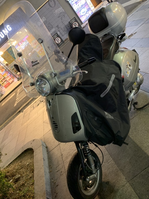 　『バイク天国☆世界の旅』番外編 ～韓国ソウルのバイク事情！ ベスパ事情～_d0099181_14083392.jpg