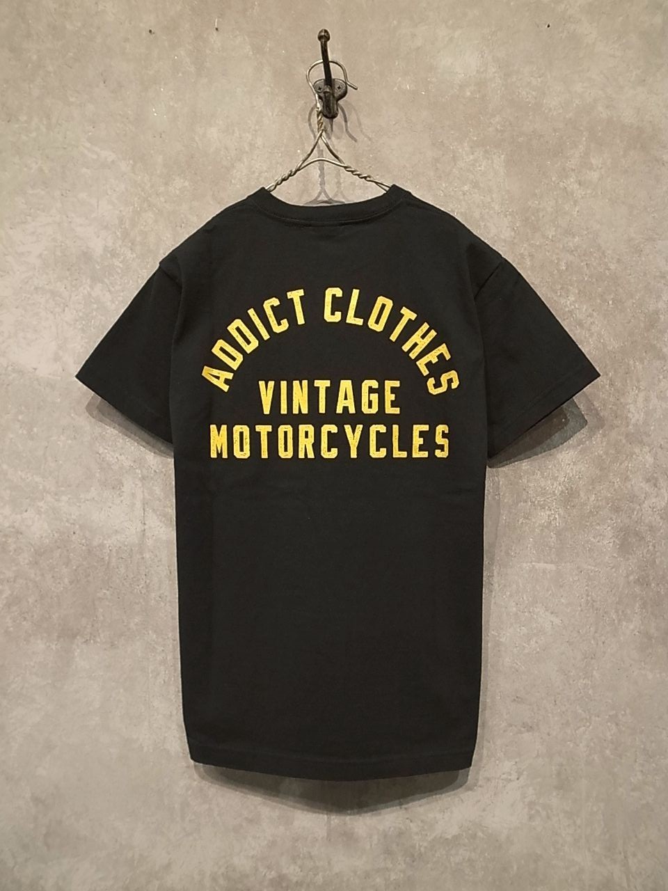 ADDICT CLOTHES TEE & CHAIN : HOODLUM ADDICT CLOTHES TEE & CHAIN : HOODLUM