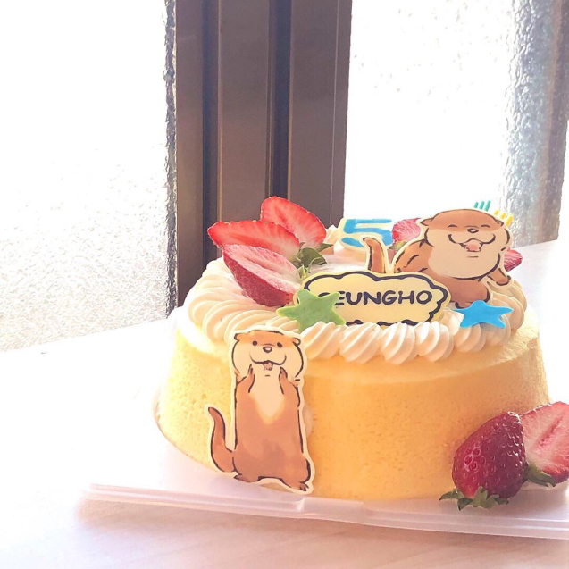 可愛い嘘のカワウソケーキ 幸せなトカゲ おもにケーキをつくってます