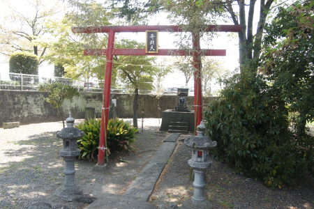 b0223592_23060197.png