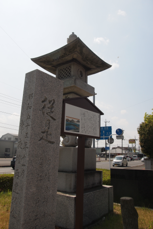 b0223592_23554218.png
