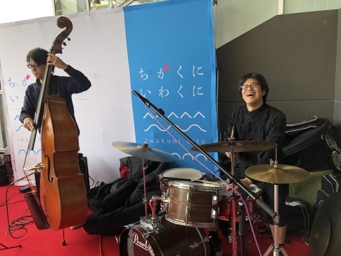 ジャズライブ カミン 広島 本日29日のライブ!_b0115606_04173237.jpeg