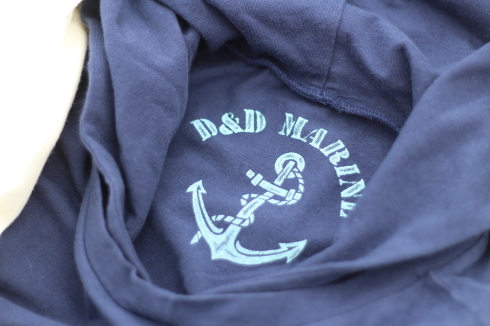 最近よく着てます。重ね着に便利なフード付きロングスリーブTシャツ♪_d0108933_16515929.jpg