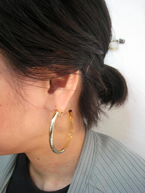 ＣＡＳＳＥＬＩＮＩ　Ｌａｐｕｉｓ　Ｒｏｕｎｄ　Ｓｔｉｃｋ　Ｅａｒｒｉｎｇ　ＹＥＬＬＯＷ　_a0089359_1410188.jpg