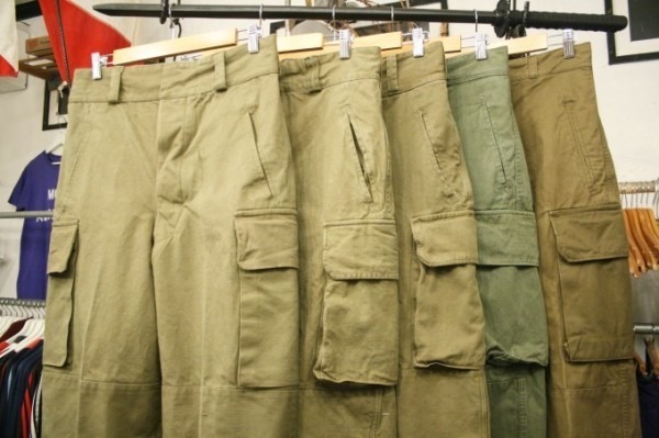 平成最後のヨーロッパ買い付け後記３　さらりとセクハラ。サラハラ。入荷FRENCH ARMY M-47 field cargo pannts_f0180307_02323545.jpg