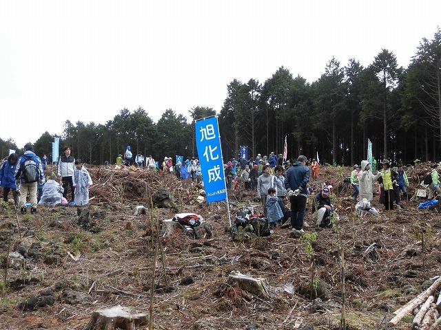 平成30年度副議長として最後の公務 「第26回 富士山麓ブナ林創造事業」に参加_f0141310_09100145.jpg