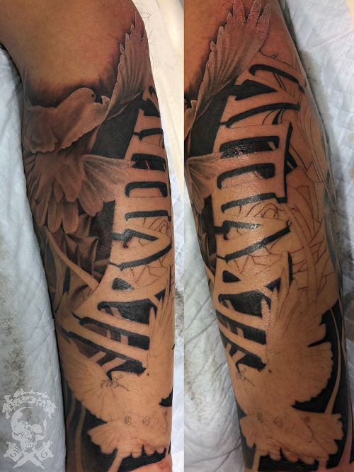 ハト男塗りました 彩躯術三十六房 Chamber36tattoostudio ハト男塗りました 彩躯術三十六房 Chamber36tattoostudio