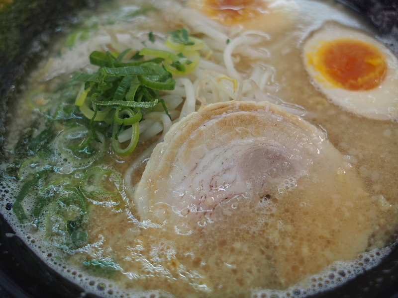 【とっても優しい】にんたまラーメン @ゆにろーず 横戸店_b0008655_12380970.jpg
