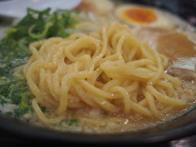 【とっても優しい】にんたまラーメン @ゆにろーず 横戸店_b0008655_12404707.jpg