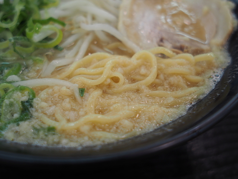 【とっても優しい】にんたまラーメン @ゆにろーず 横戸店_b0008655_12410496.jpg