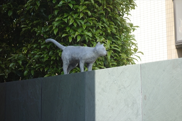 千駄木の夏目漱石旧居跡 猫の家 へ 阪急 阪神沿線文学散歩 千駄木の夏目漱石旧居跡 猫の家 へ 阪急 阪神沿線文学散歩
