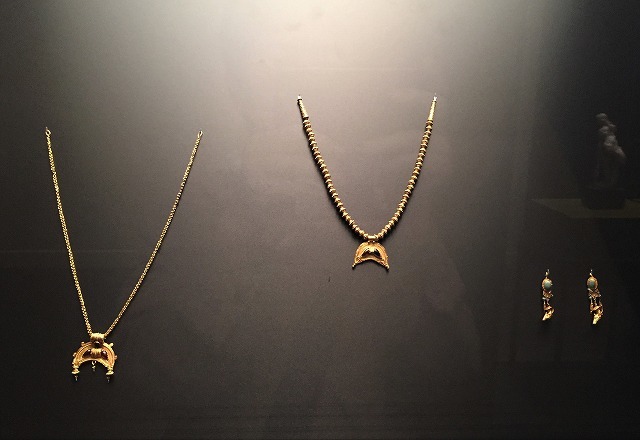 Caixa forumの展示会 アレクサンダー大王の贅沢品4_b0064411_07473497.jpg