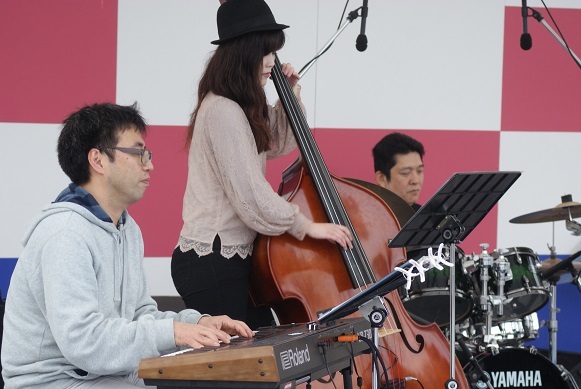 b0215242_20131055.jpg