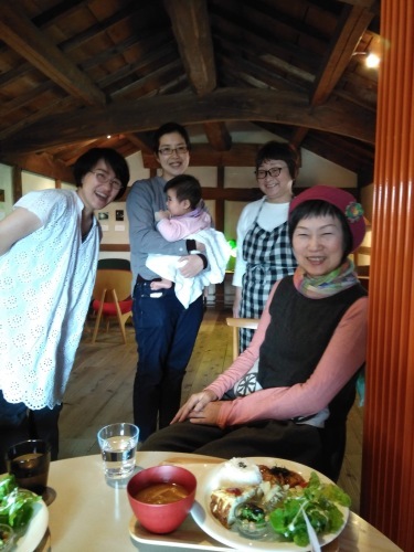 f0352451_08464285.jpeg