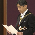 「皆さんとともに日本国憲法を守り」と言わなかった新天皇_c0315619_16340651.png