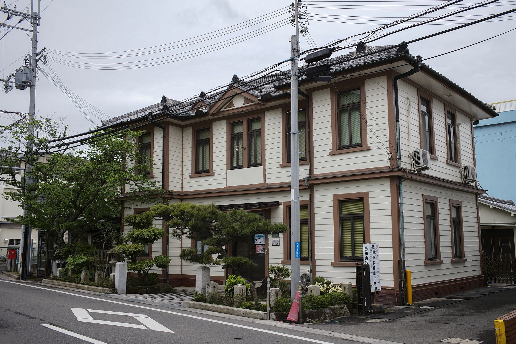 【登録有形文化財｜旧加太警察署庁舎】（中村家住宅主屋）　行き方、見学のしかた　（和歌山県）_b0212342_17501416.jpg