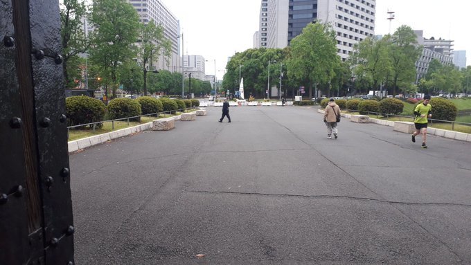 令和こんにちは、平成振り返ろうとして明治まで振り返る、小林喜一原画展・靖国神社千鳥ヶ淵戦没者追悼、四天王寺の亀石、女学生運動会、多良間島フタツガー伝承：twitterまとめ2019/4/26-5/2_b0116271_10062370.jpg