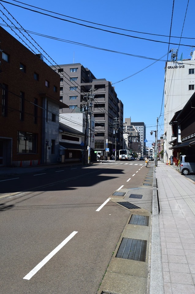 金沢市十間町の中島商店(昭和モダン建築探訪)_f0142606_07464260.jpg