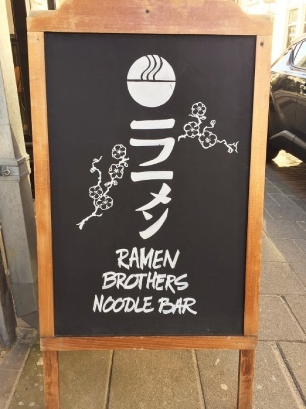 平成最後のヨーロッパ買い付け後記７　入荷　旧東ドイツ軍コックジャケット　コックパンツ　デッドストック_f0180307_20474717.jpg