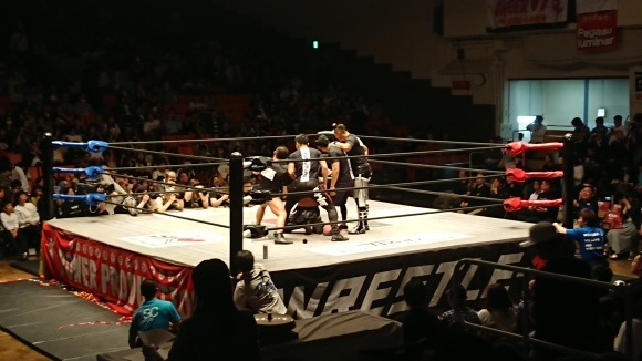 「WRESTLE-1 TOUR 2019 TRIUMPH」5.3東京・後楽園ホール大会 セミファイル～メインイベント_b0042308_02573964.jpg