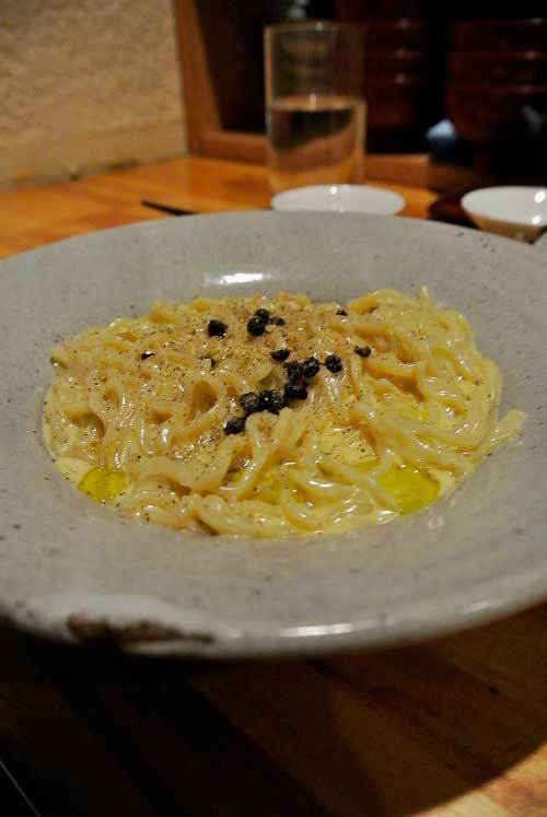 【(東京グルメ)大塚「地酒や もっと」・・・燗酒向けの純米酒が揃うお店】_a0005436_14203252.jpg