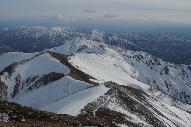 2019/4/28~30 大朝日岳~長井葉山縦走その2_b0189948_72899.jpg