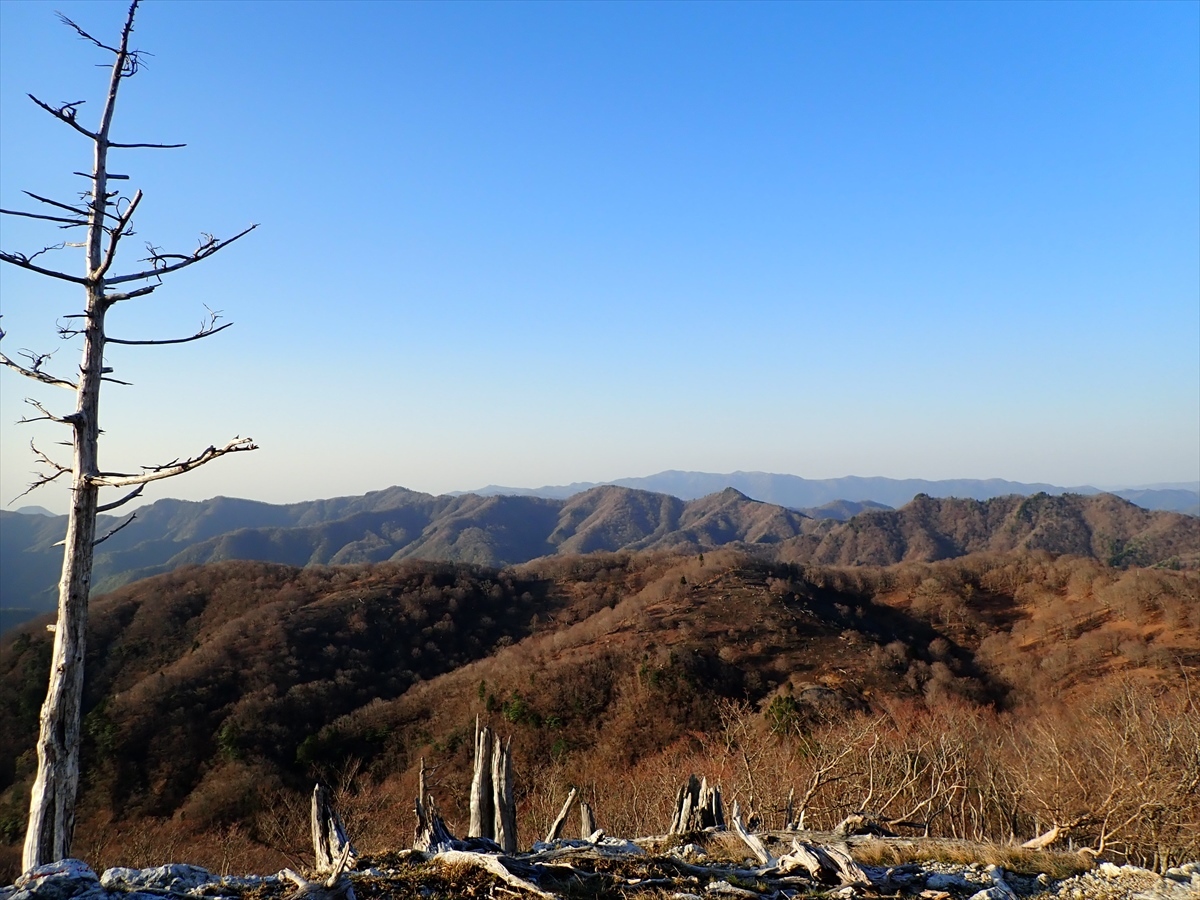 △　台高山脈の名峰を歩く山旅　△_f0348933_20152791.jpg