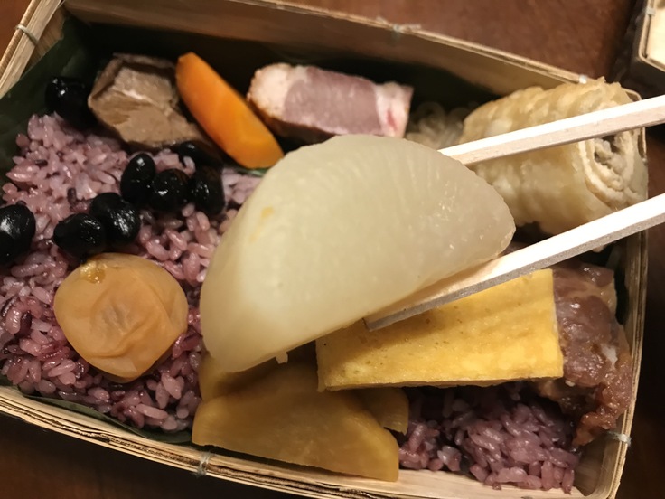 駅弁「大糸線の旅」は長寿弁当!!_c0212604_5431259.jpg
