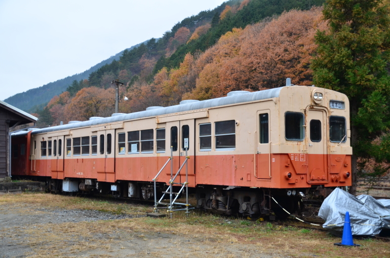 キハ35系の保存車(その1) : 饂飩と蕎麦