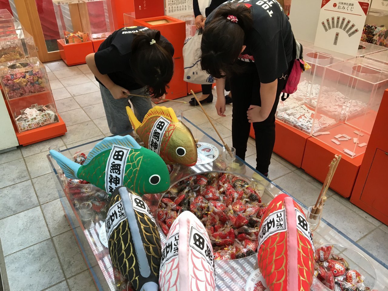 田無神社と鯛みくじ_f0255704_08544531.jpg