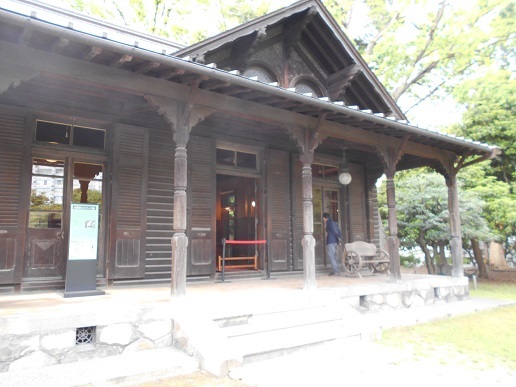 5月6日 根津神社・湯島天神・旧岩崎邸園 おまけで上野_d0009105_10061037.jpg