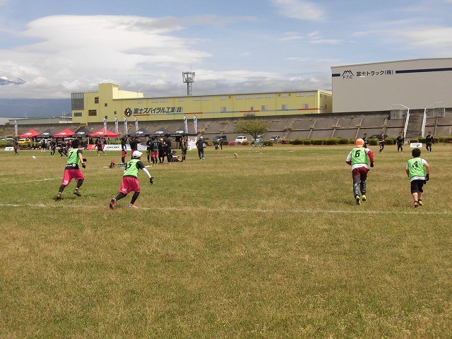 アルティメット初心者に最適! 4人制の大会(2019 Fuji 4on4 ULTIMATE)が富士川緑地で初開催_f0141310_07450509.jpg