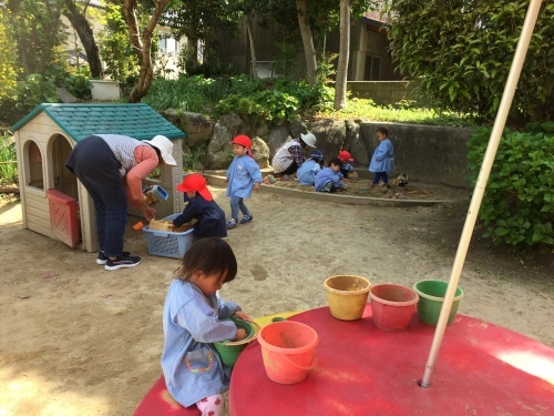 未就園児子育て支援活動「ひよこぐみ」がスタートします。_c0107515_12020312.jpeg