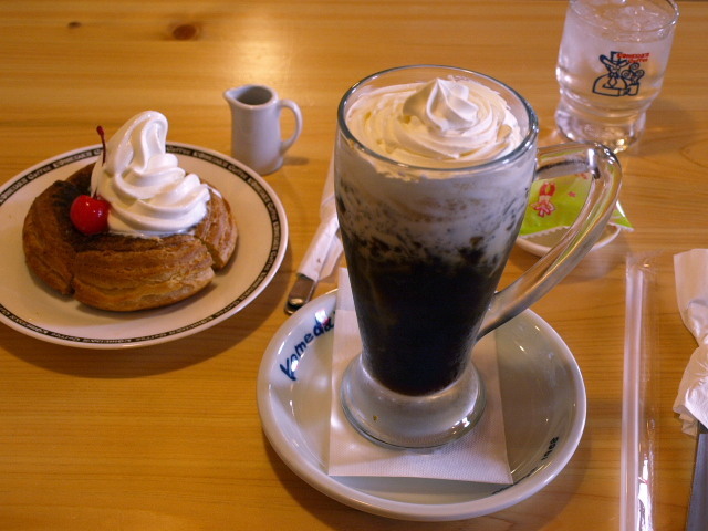 コメダ珈琲店 苫小牧弥生店(ミニシロノワール・ジェリコ元祖)_d0153062_22060501.jpg