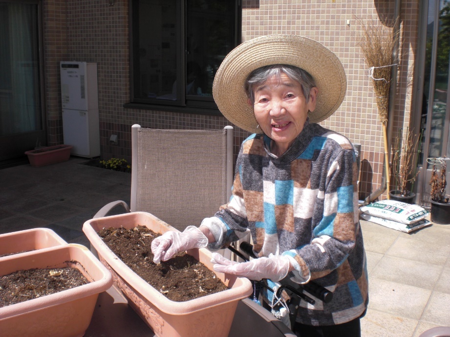 種まき_e0191174_21184721.jpg