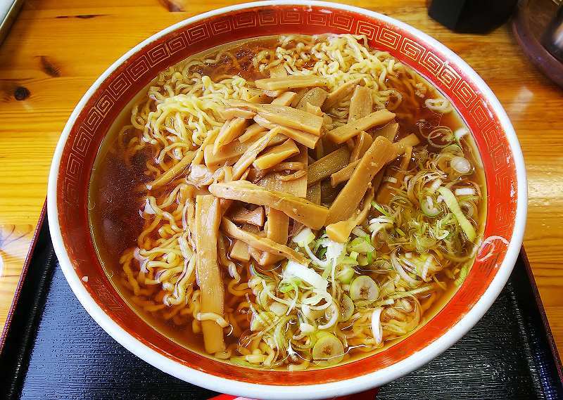 味好の「メンマラーメン」と麺屋山形めんこいやの「めんこい山」_b0207491_08305244.jpg