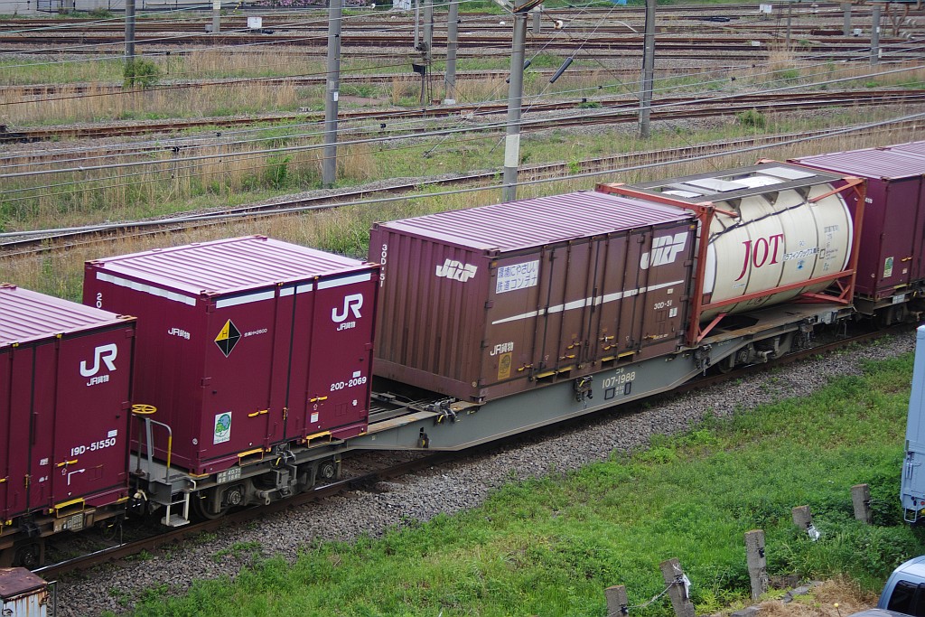 f0203926_22202458.jpg