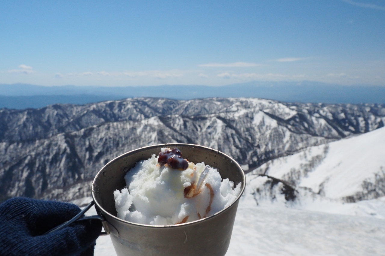 2019/4/28~30 大朝日岳~長井葉山縦走その3_b0189948_14394149.jpg