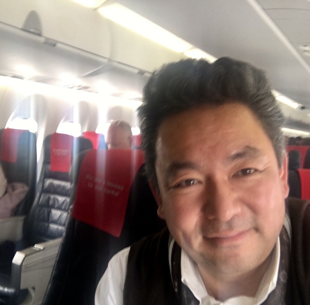NRT-WAW-TXL 5/6_c0180686_02030027.jpg