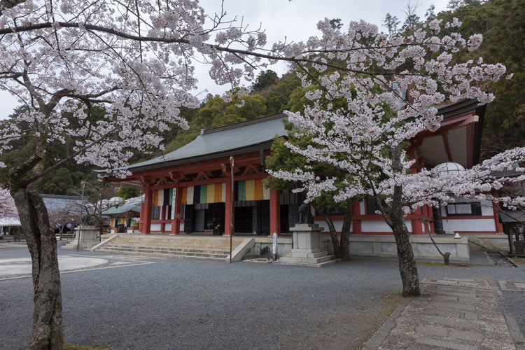 鞍馬寺_e0051888_05181400.jpg