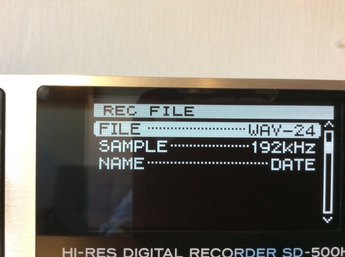 TEAC のハイレゾ・マスターレコーダー SD-500HR を使ってみまし TEAC のハイレゾ・マスターレコーダー SD-500HR を使ってみまし