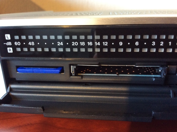 TEAC のハイレゾ・マスターレコーダー SD-500HR を使ってみまし TEAC のハイレゾ・マスターレコーダー SD-500HR を使ってみまし
