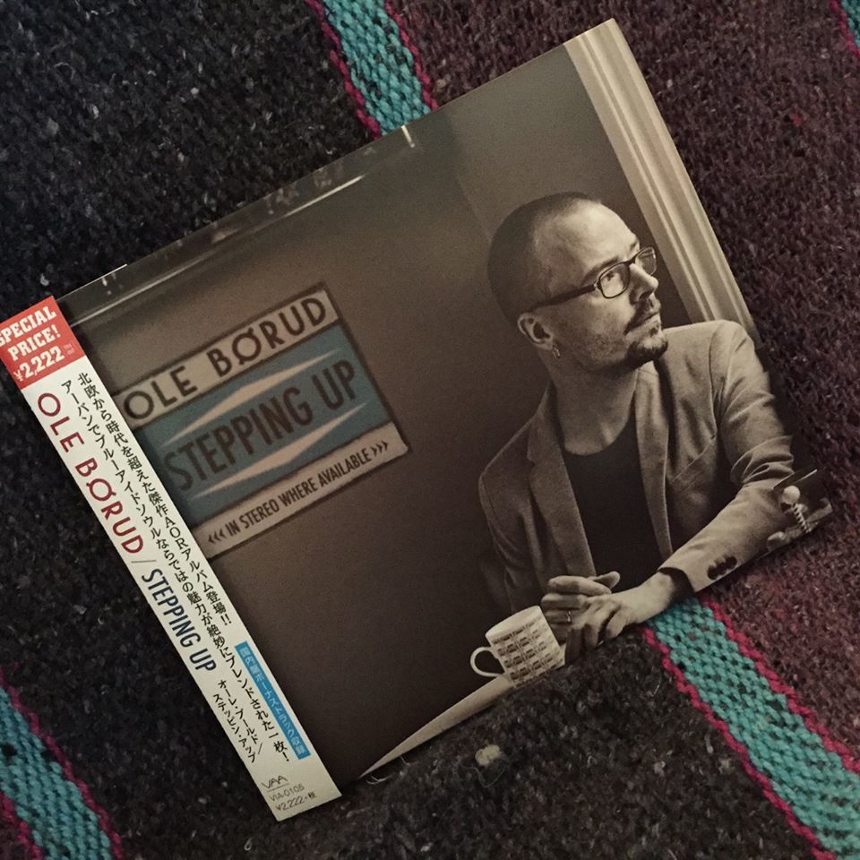 オーレ・ブールードの新作『STEPPING UP』_d0116799_14524608.jpg
