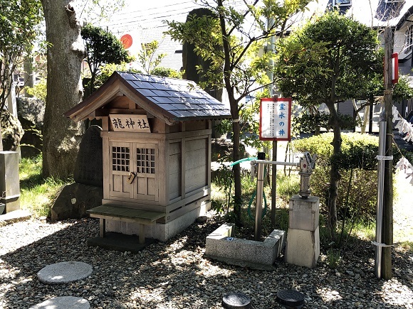 f0364707_12015219.jpg