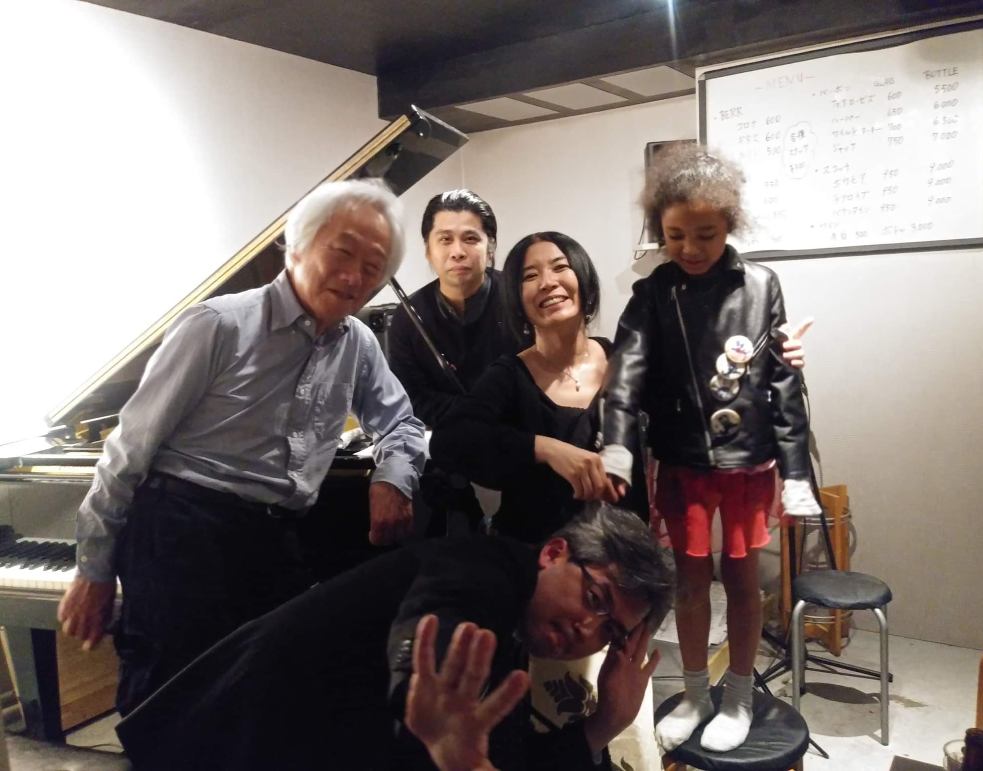 d0244370_23573223.jpeg