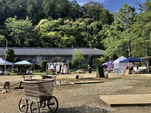 葛城北の丸、鳳来寺山、スーク緑の10日間へ_e0040957_09442954.jpeg