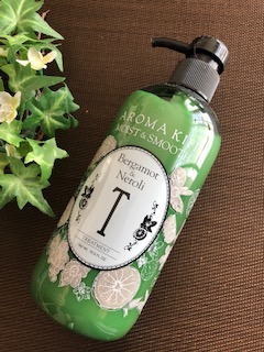 ビジナル AROMA KIFI モイスト&スムース トリートメント_e0233190_12324552.jpg